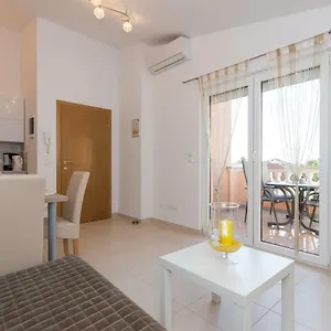 Apartment Janja, Jadranovo